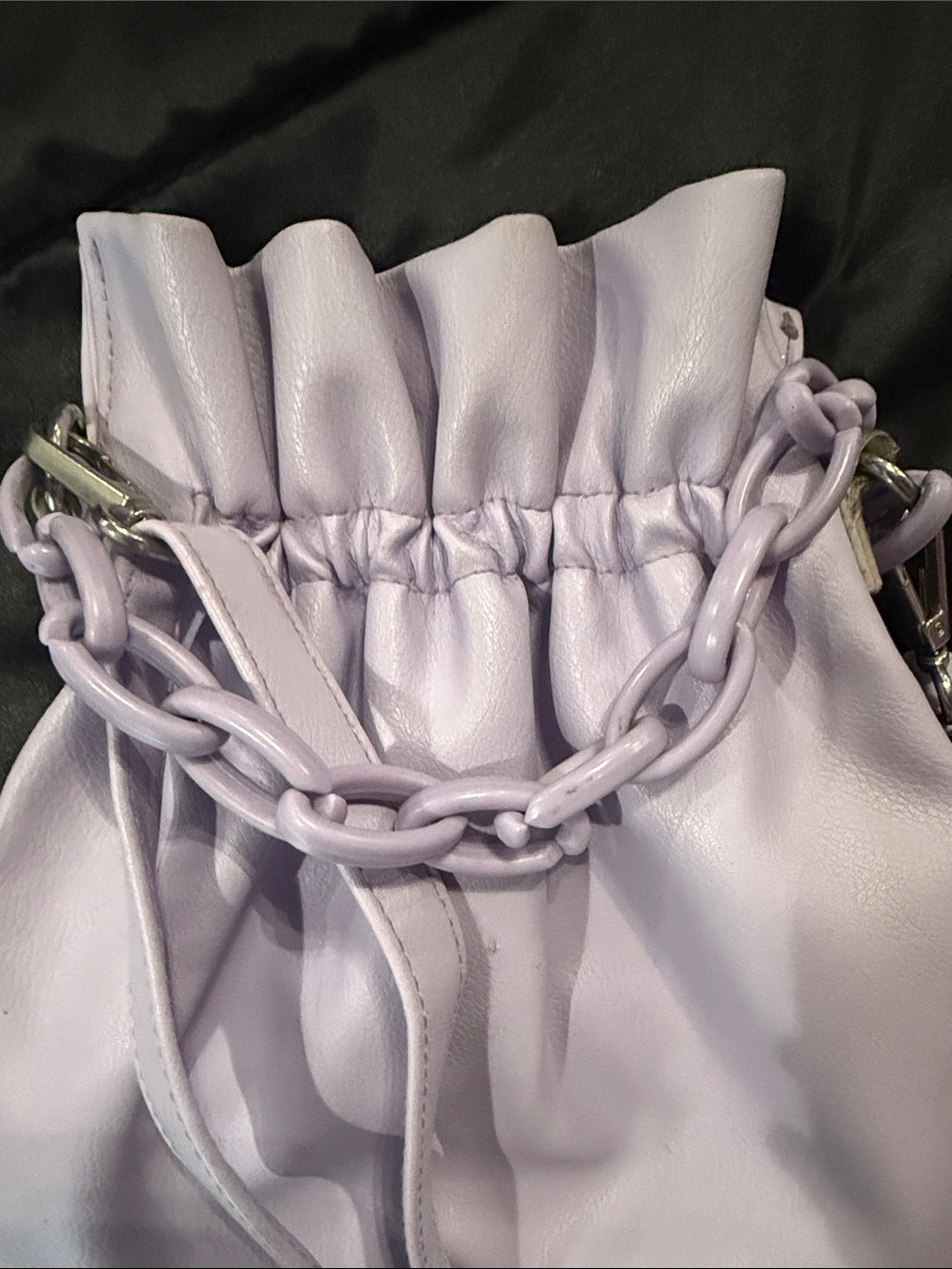 Lavender Drawstring Chain Shoulder Bag - Picture 3 of 4